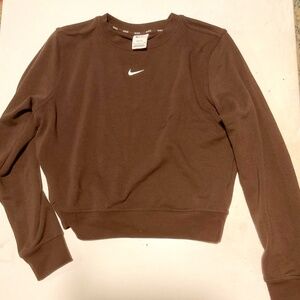 Brown Nike sweat shirt